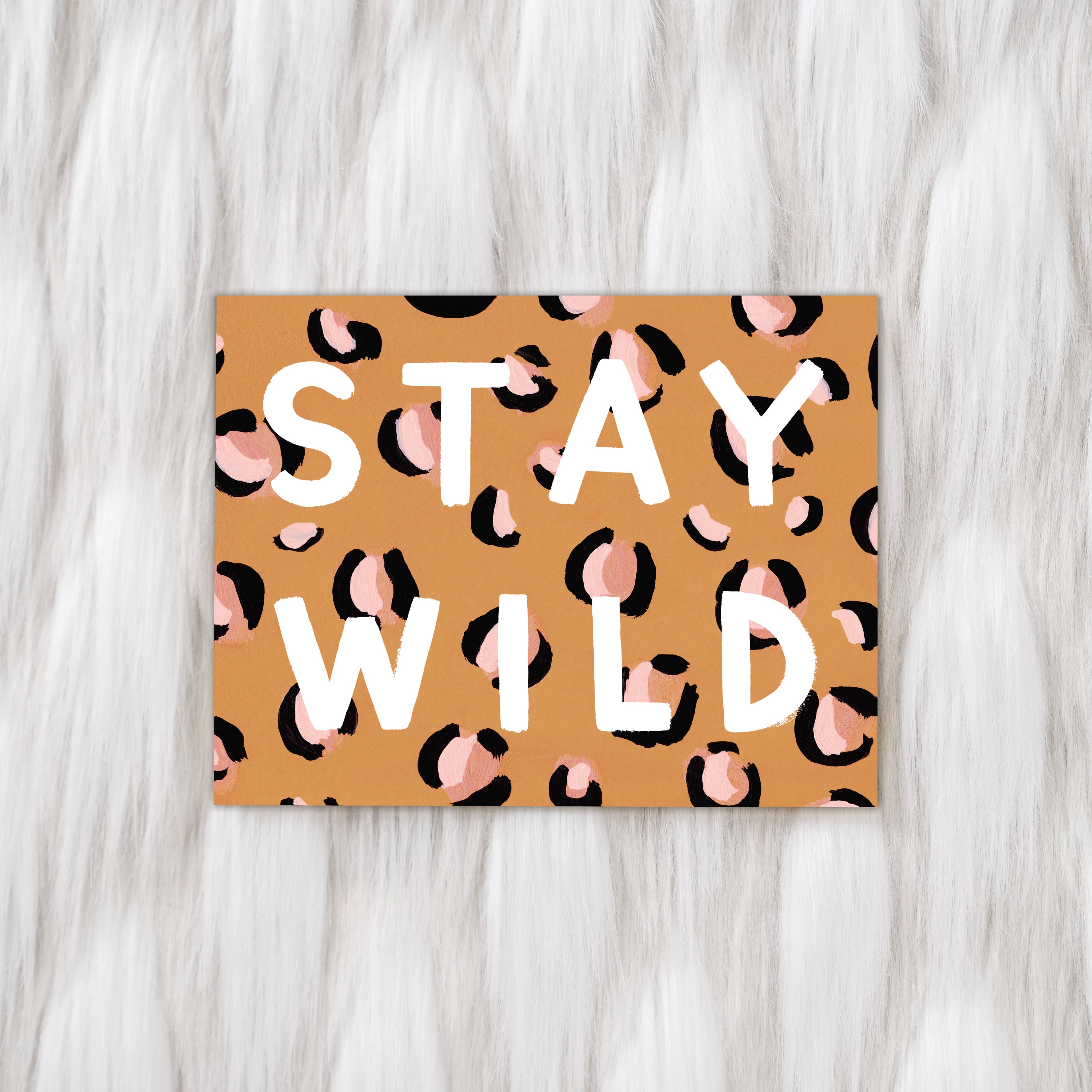 Girl w/ Knife – Engroshandel Hverdagshilsen kort – Stay Wild lykønskningskort1