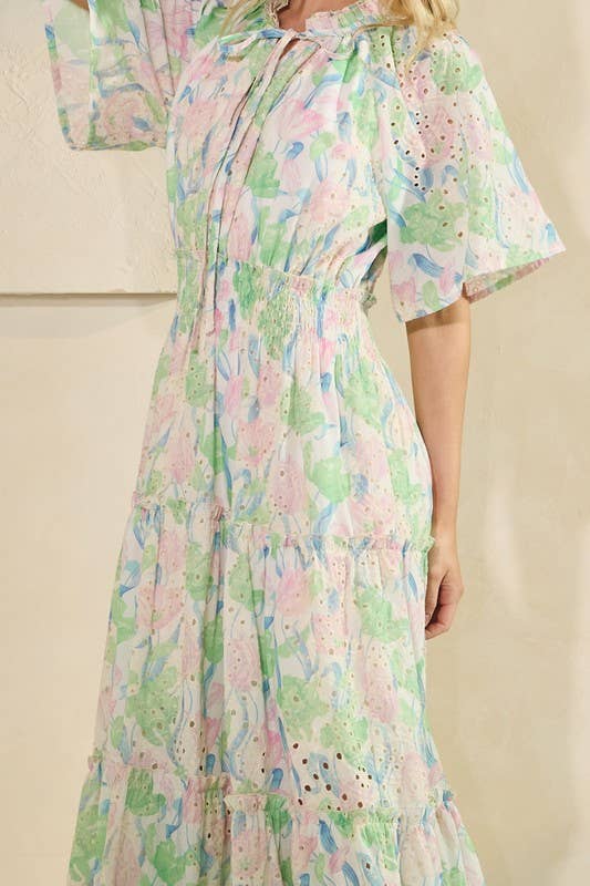 Verde Multi Vestito a balze in pizzo con occhielli MD51574 in vendita all'ingrosso su Faire3