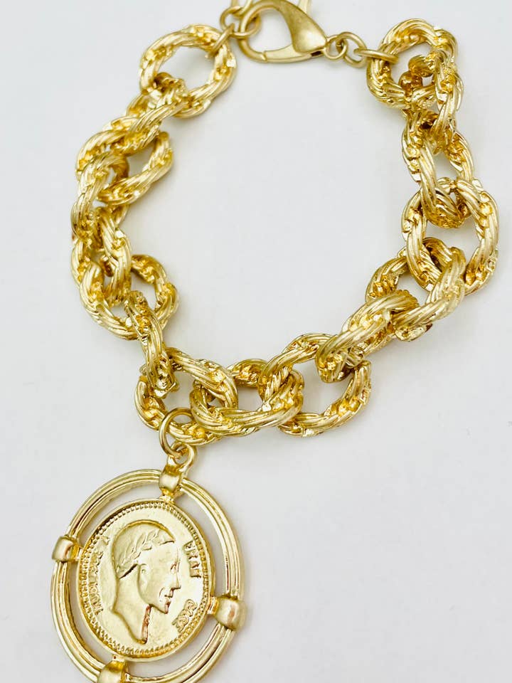 VINTAGE - Twisted Link Coin Bracelet (matte gold) BR300 for wholesale by TWO FORTY TWO