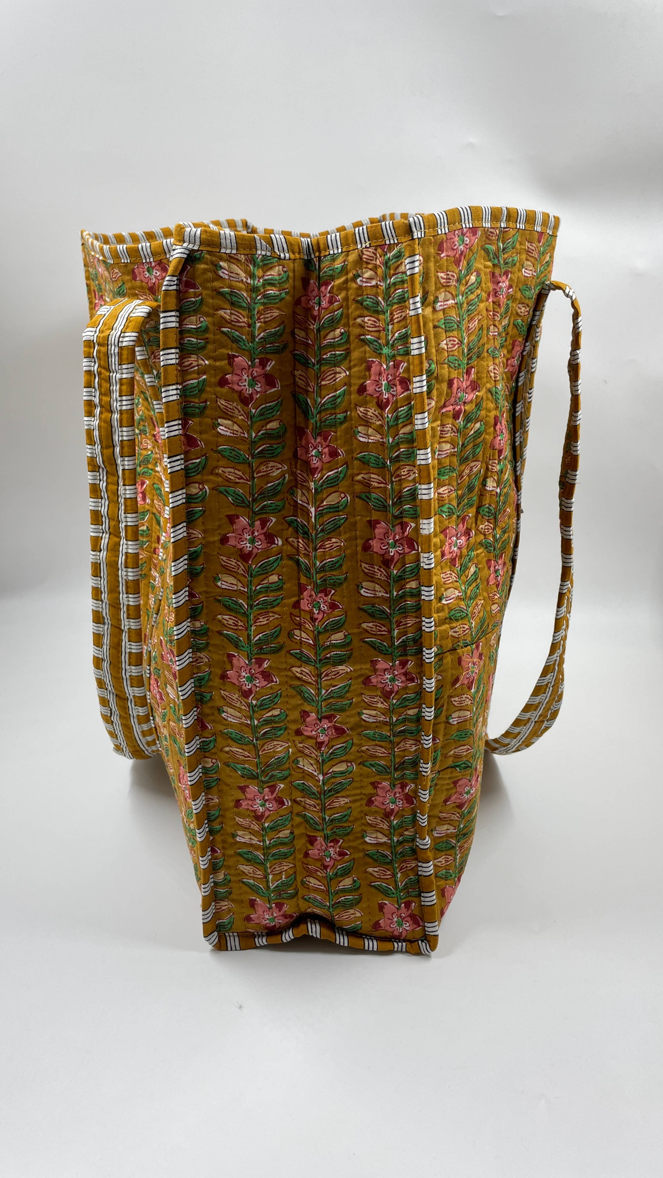 Funky Yak Ltd - Wholesale Tote Bag - Women's - 100% Cotton Kantha Quilted Boho Floral Reversible Tote Bag1