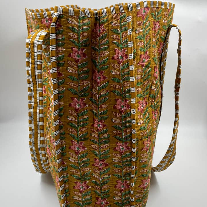 Funky Yak Ltd - Wholesale Tote Bag - Women's - 100% Cotton Kantha Quilted Boho Floral Reversible Tote Bag1