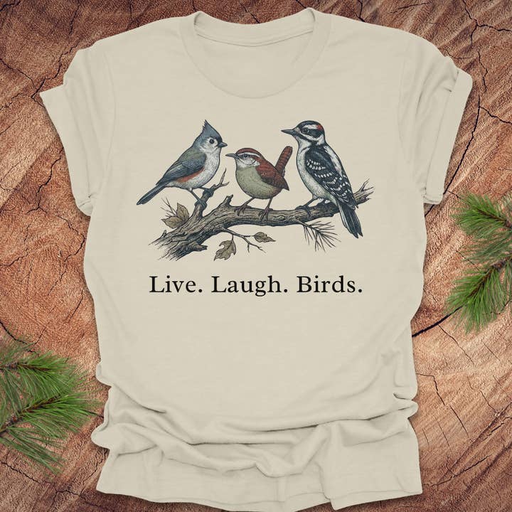 Vivre. Rire. Oiseaux. Tee-shirt. pour la vente par Wandering Owl Adventure Co.