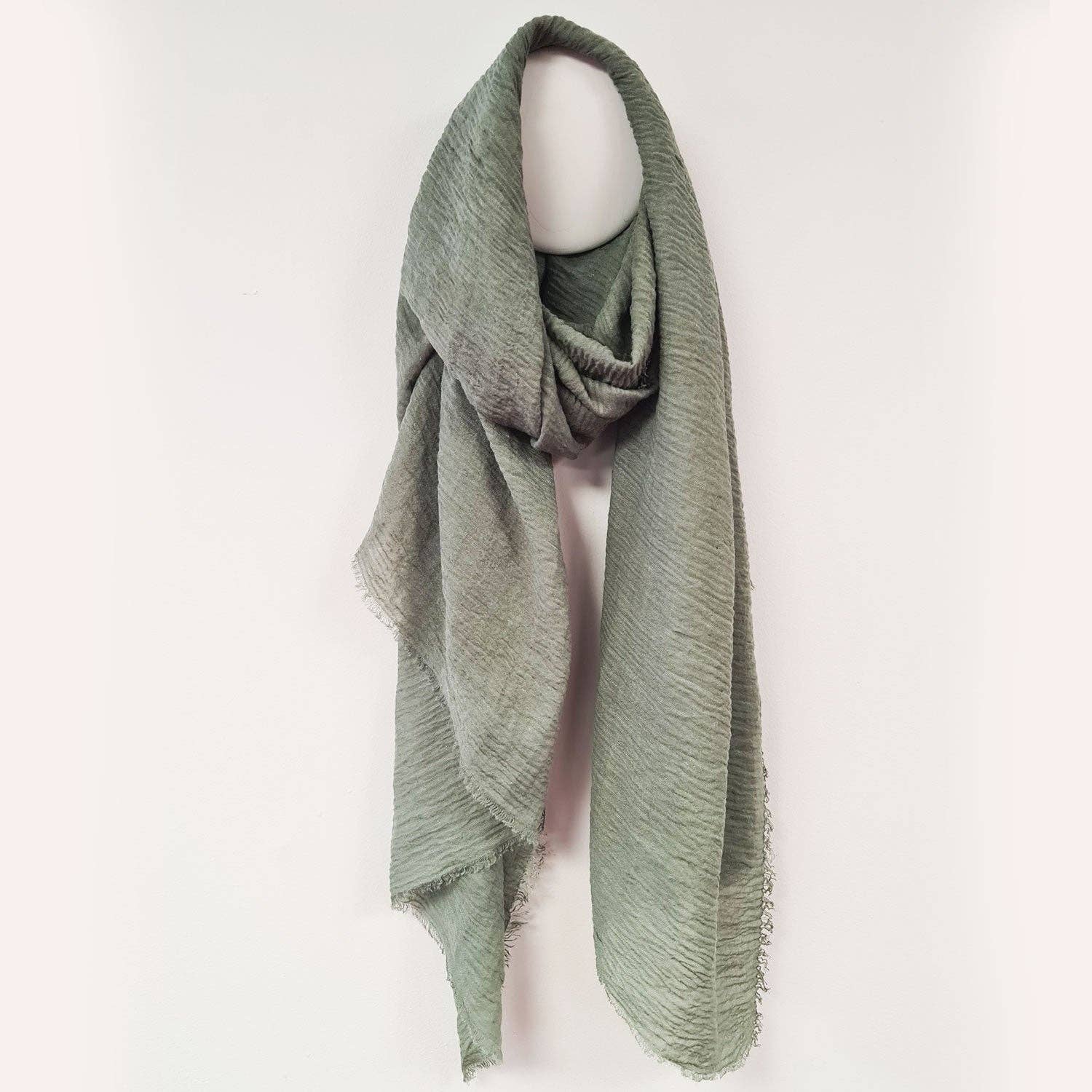 Tempest Designs – wholesale Scarf – Women's – Substantial plain scarf with fashionable raw edge1