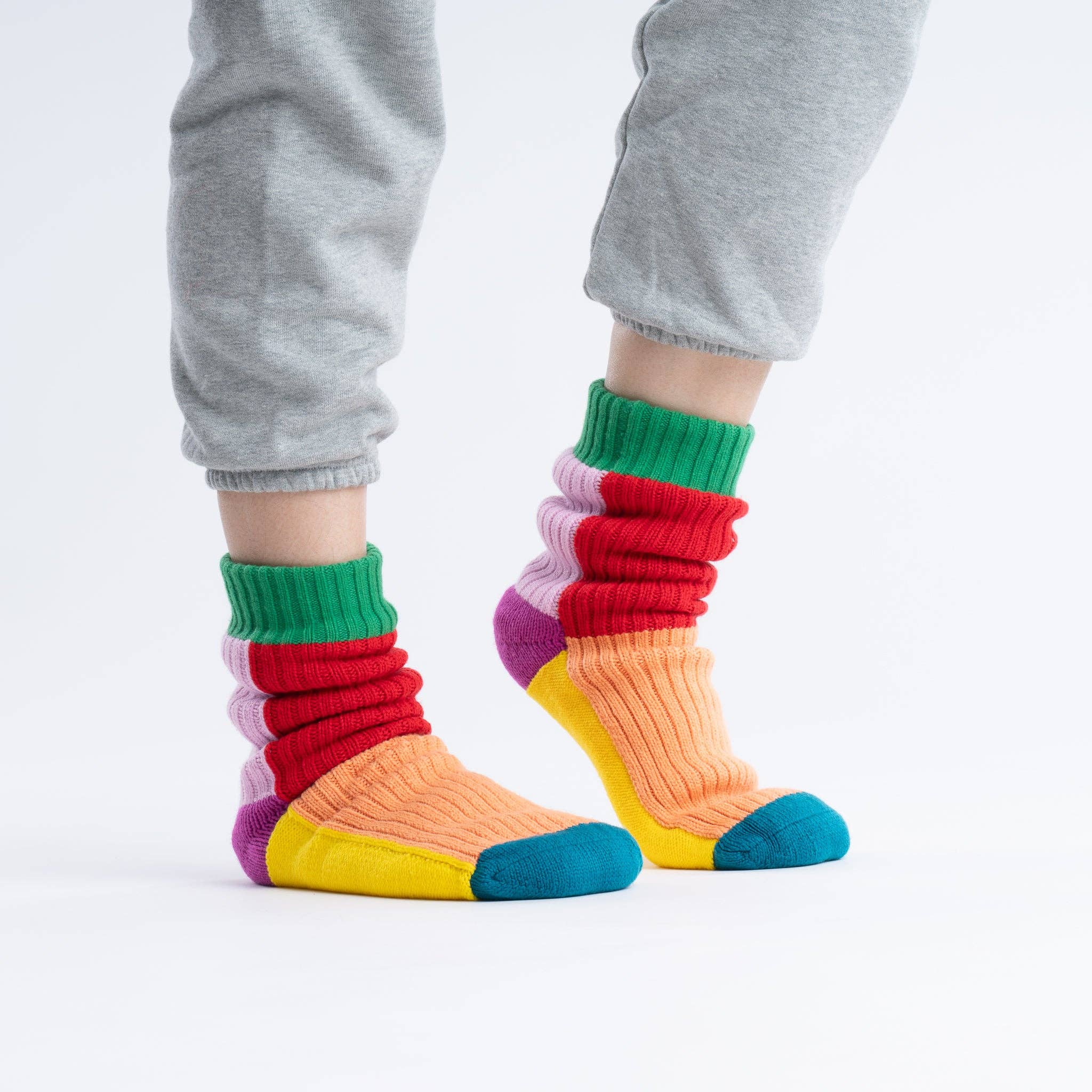 VERLOOP | knits - Wholesale Sock Slippers - Unisex - Kaleidoscope Knit House Socks10