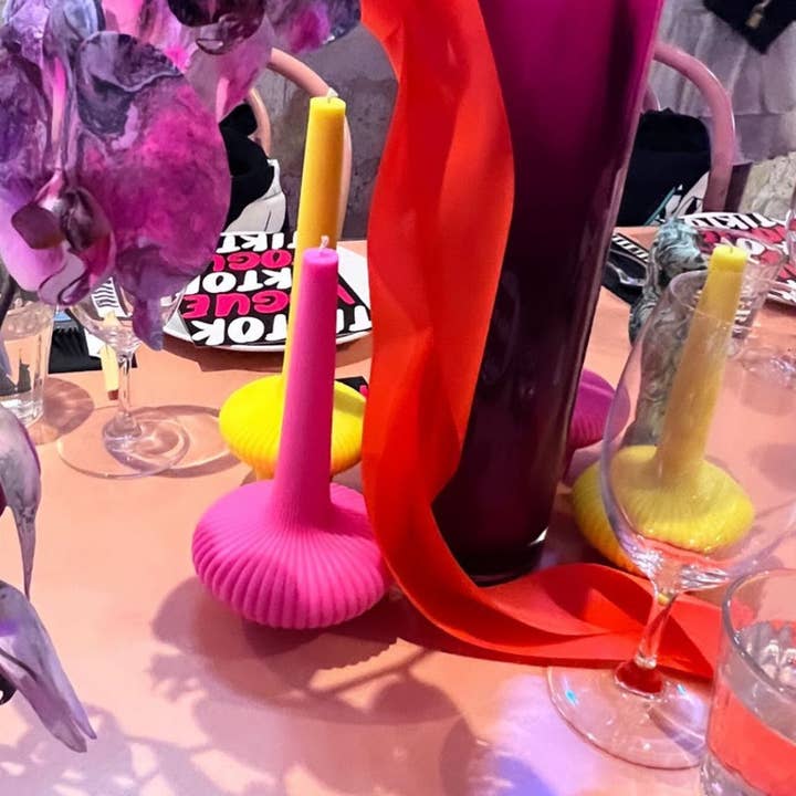 Ancient Candle Co. - Wholesale Novelty candle - VERTEX CANDLE NEON PINK2