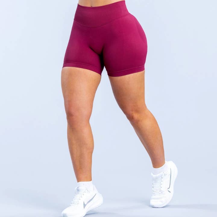 WONDERXFANS - Wholesale Athletic Shorts - Women's - Exercise while wearing yoga shorts15