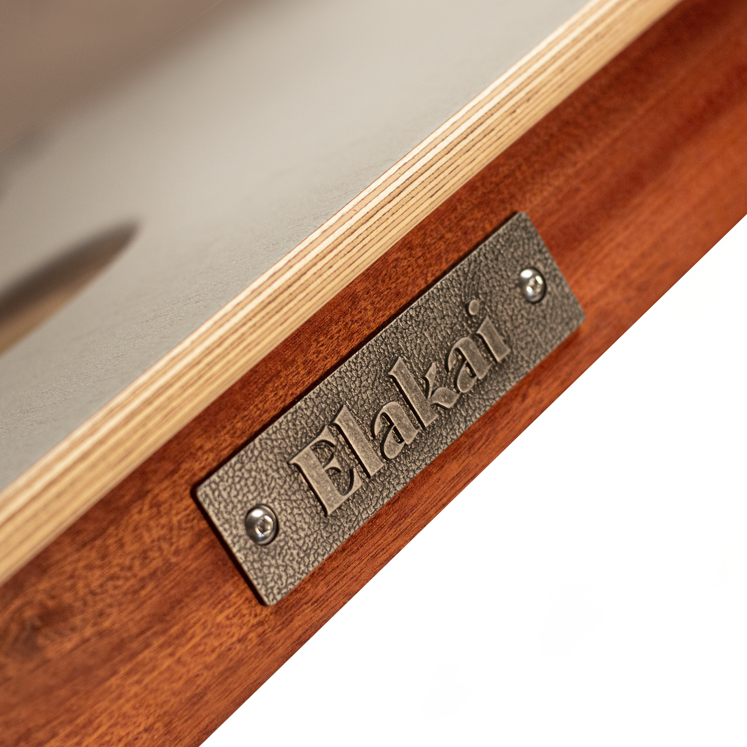 Elakai - Wholesale Cornhole - Retro Woody Mahogany Pathfinder Cornhole Boards3