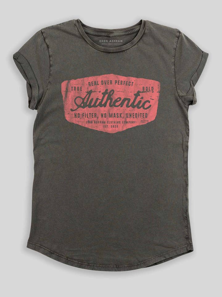 T-shirt à manches retroussées authentique premium pour la vente par Eden Ashram