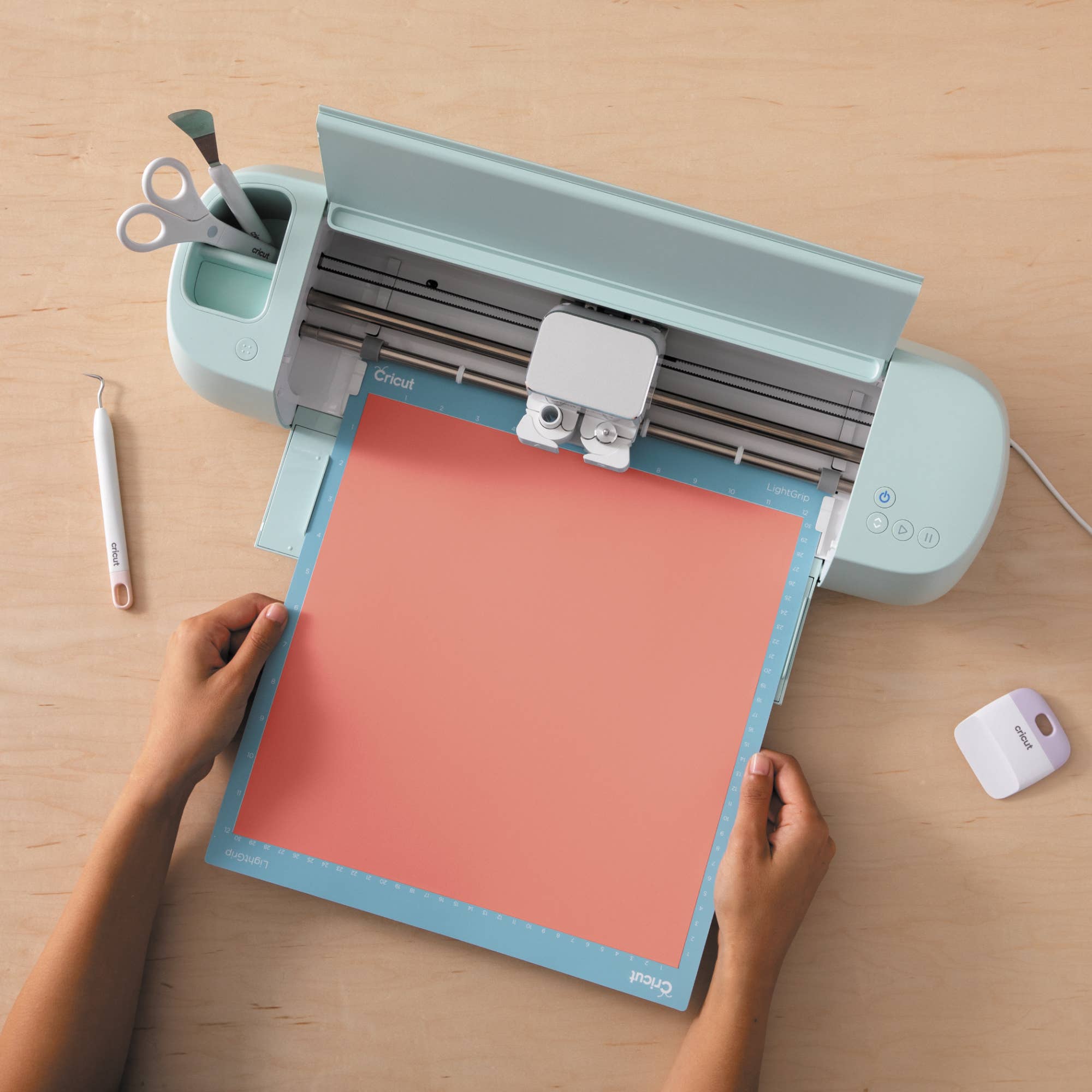 Graine Créative - Wholesale Sublimation Transfer - CRICUT - CORAL IRON-ON 30.5CMX61CM7