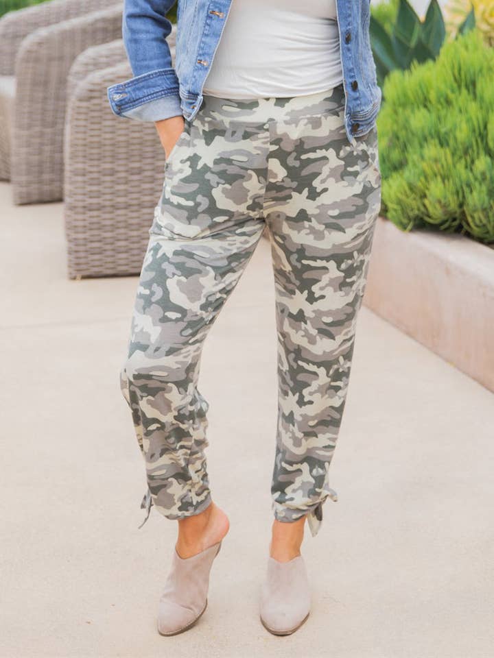 Tickled Teal - Wholesale Pants - Women's - Patterned Ankle Tie Brie Pants
