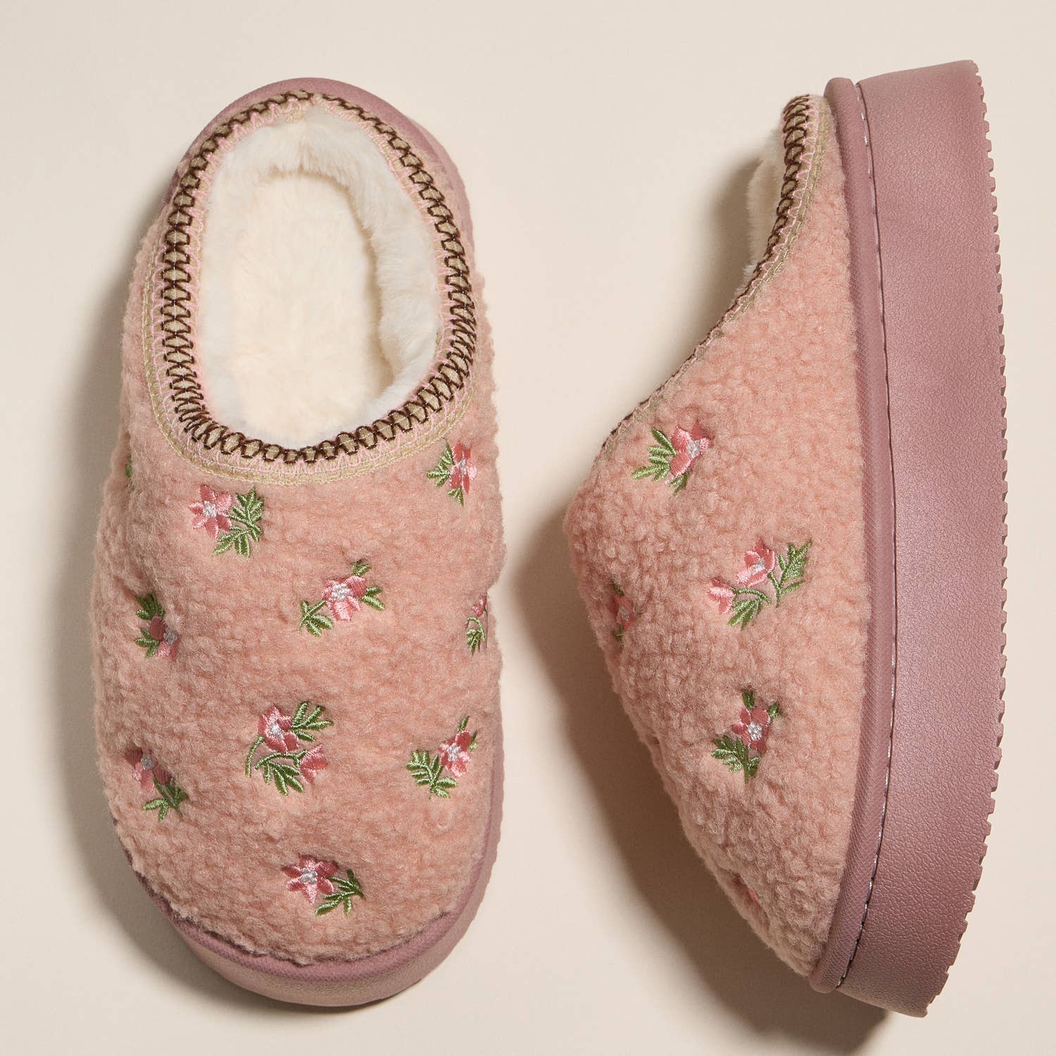 Frem - Wholesale Slippers - Women's - Embroidered Floral Indoor Slippers with Soft Fleece Lining for Christmas Gift6