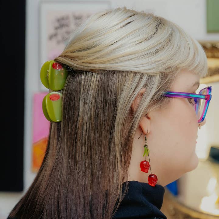 The Peach Fuzz - Wholesale Hair Accessories Set - Women's - Stuffed Olive Mini Hair Claw6