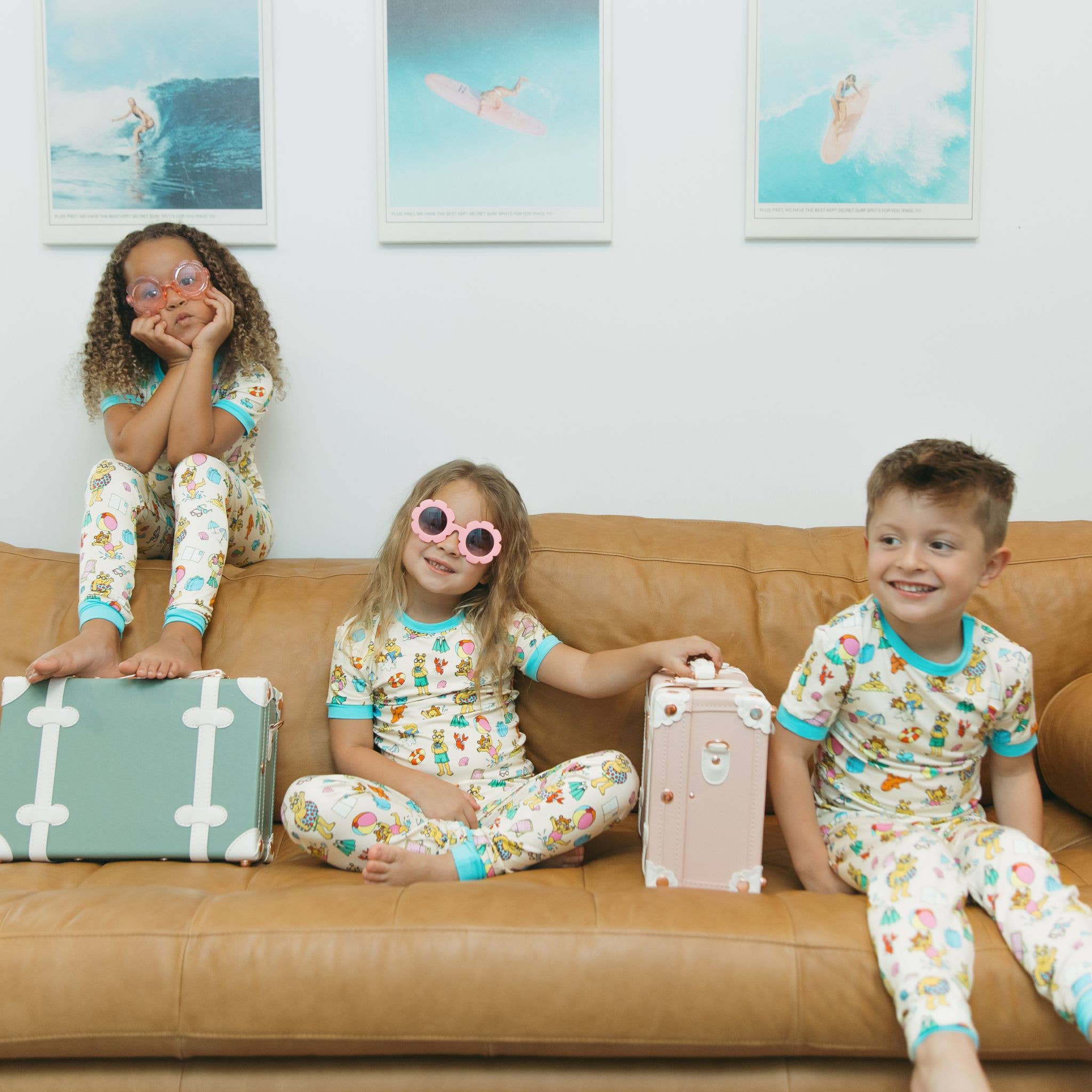 Cream Multi Arthur™ Family Vacation Bamboo Short Sleeve Kids Pajama Set for wholesale on Faire2