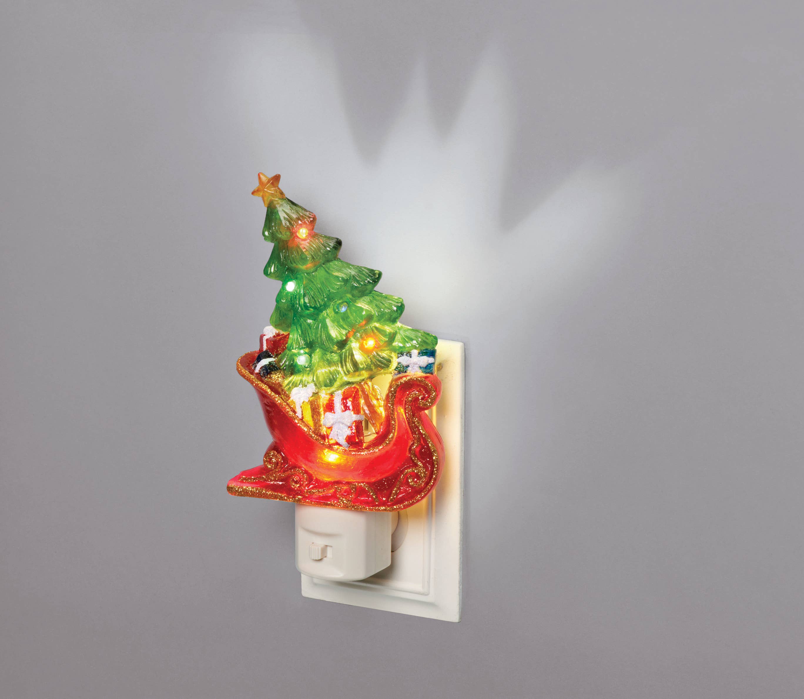 Roman - Wholesale Night Light - Sleigh Christmas Tree Night Light with Swivel Plug1