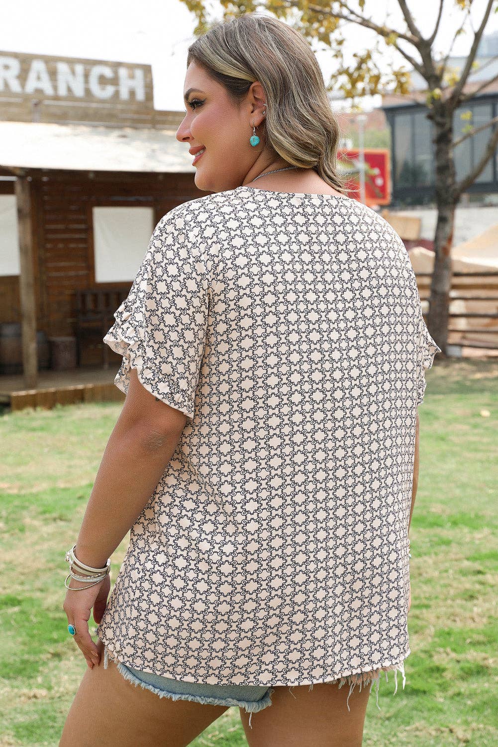 Geometric Plus Size Khaki Print Ruffled Sleeve Blouse for wholesale on Faire1