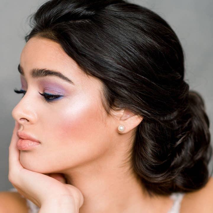 GENEVIE Perle Ørestikker til Bruden for engroshandel hos Blair Nadeau Bridal Adornments