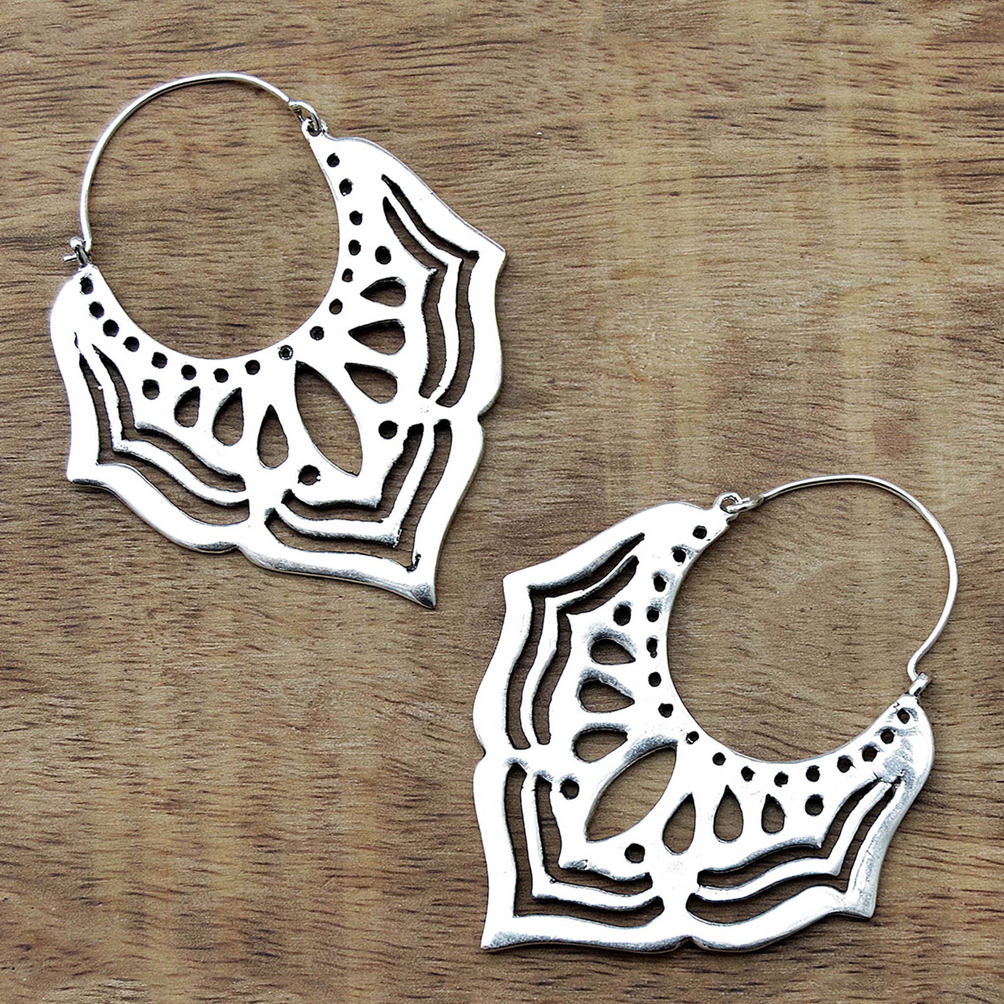 Gypsy Winds Bcn - Wholesale Dangle Earrings - Tribal Lotus Earrings4