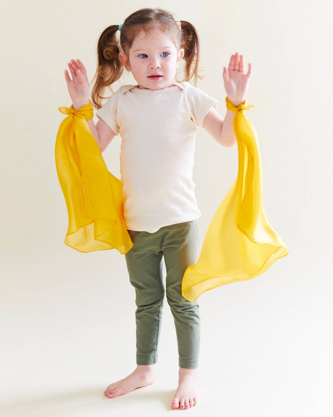 Sarah’s Silks - Wholesale Toy Set - Kids - Mini Solid Color Playsilks3