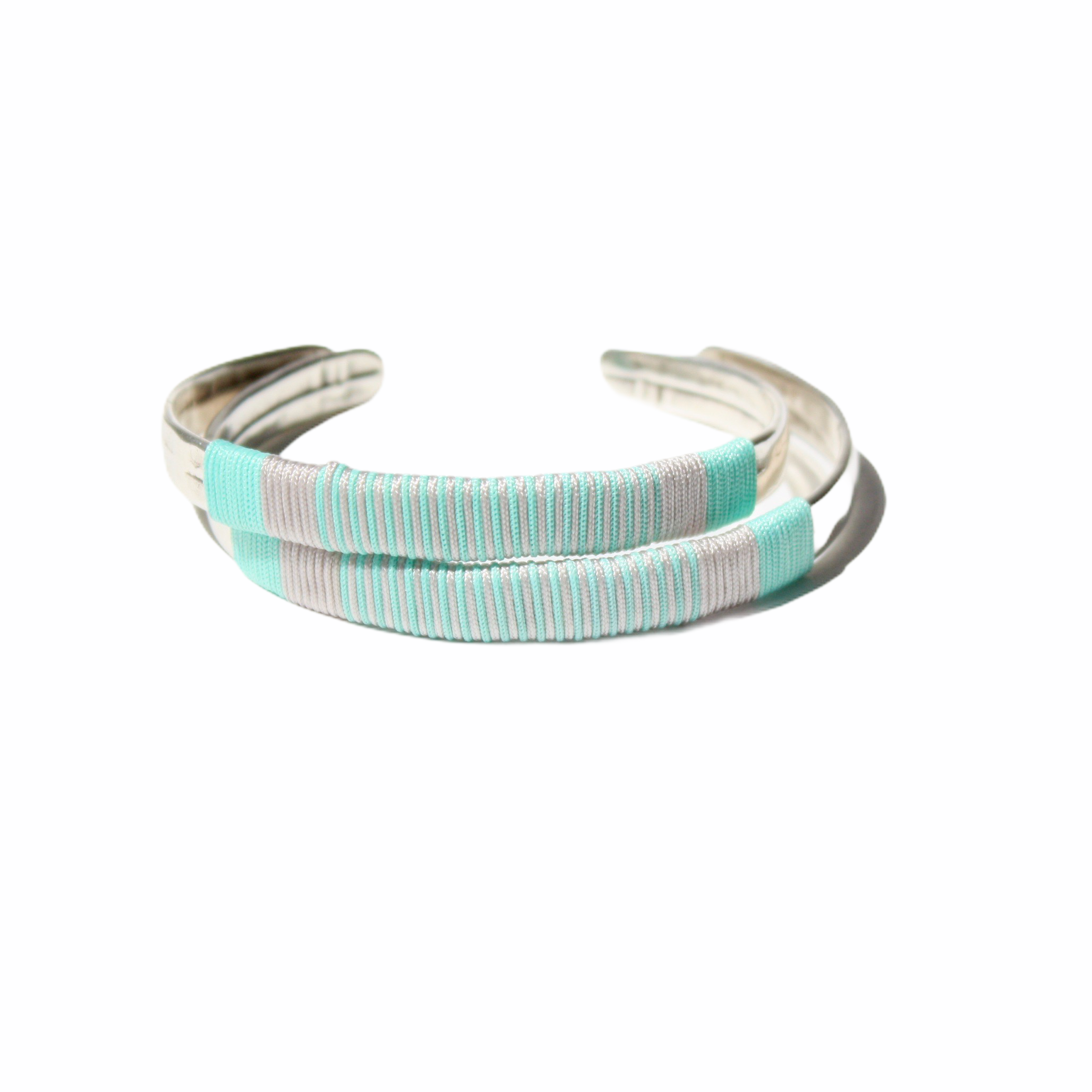 Araracuara - Wholesale Bangle Bracelet - GUATAPURI adjustable bracelet with colorful threads6