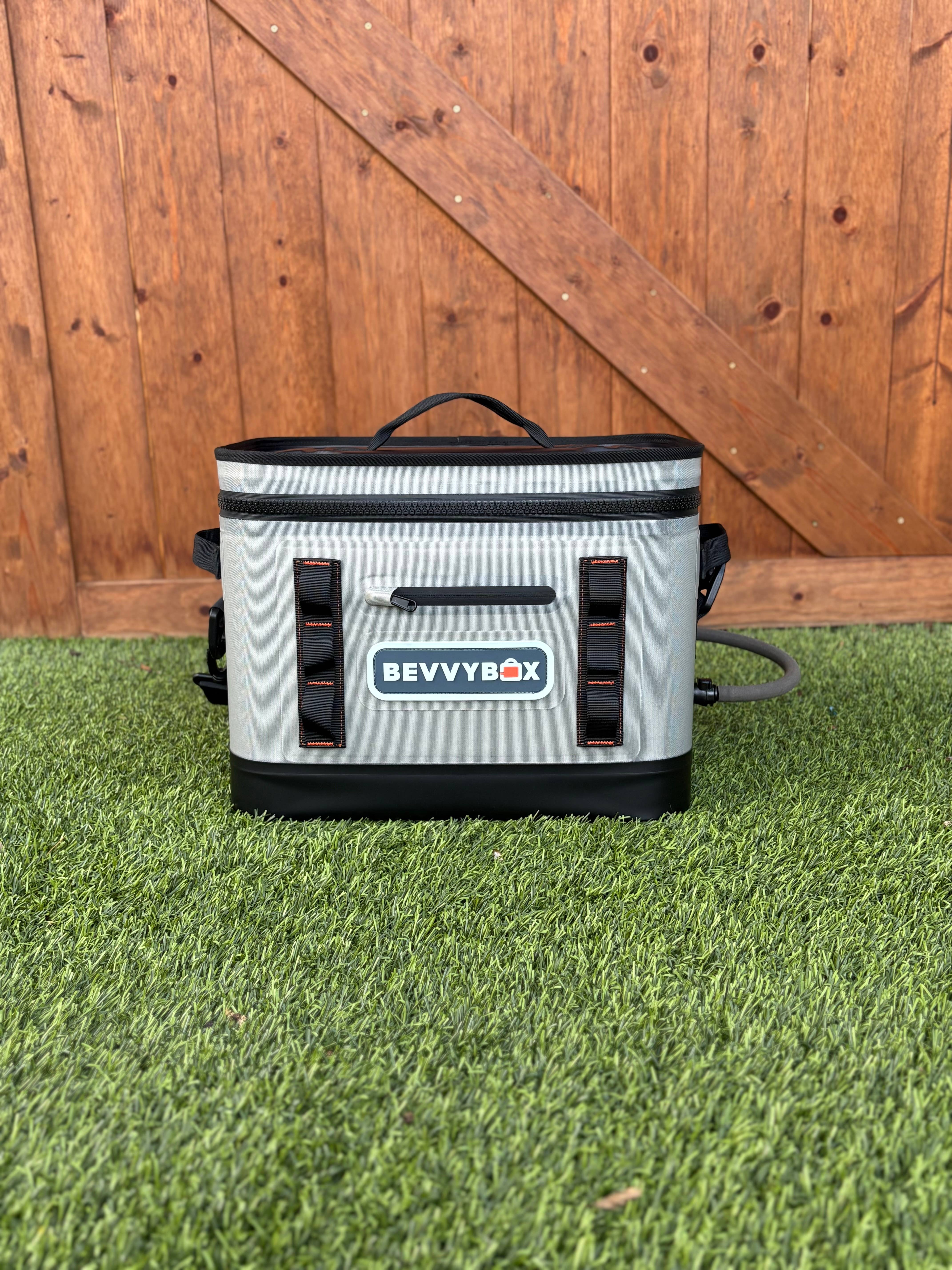 Bevvybox - Venta al por mayor Nevera portátil/bolsa de refrigeración - BevvyBox - Enfriador de Cócteles13