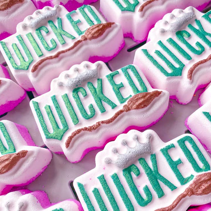 Bathe Enchanted - Wholesale Bath Bomb/Fizz - Wicked Bath Bomb