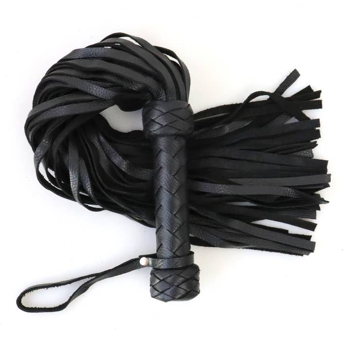 MarquisDeBliss - Venta al por mayor Juguetes eróticos - Flogger clásico de cuero auténtico Bdsm, pesado, 26.6 pulgadas1