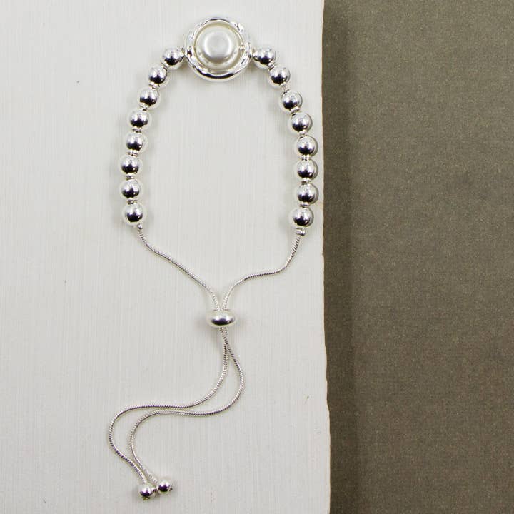 Open circle and beaded friendship style bracelet for wholesale by Tempest Designs