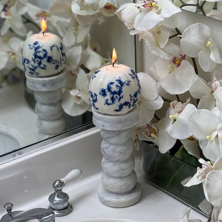 OH MY BOX - Wholesale Novelty Candle - Vintage Pumpkin Candle | Glossy Blue White Toile Design13