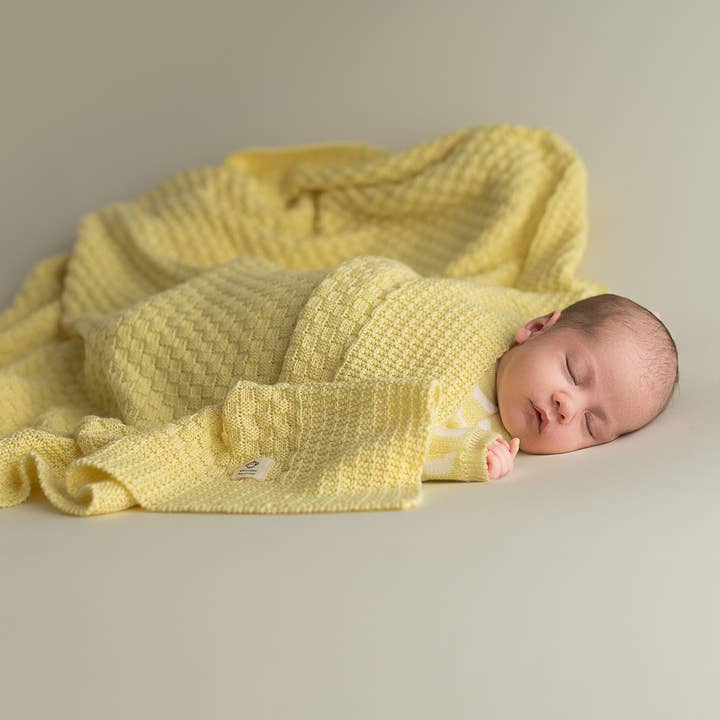 Square soft yellow baby blanket for wholesale by micu micu