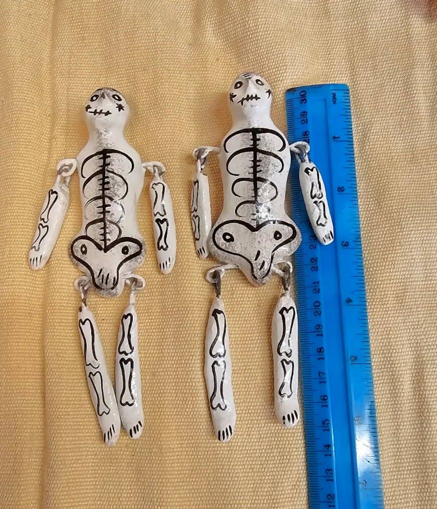 Arara Enterprises - Venta al por mayor Adornos - Adorno de esqueleto de cerámica COS. 1