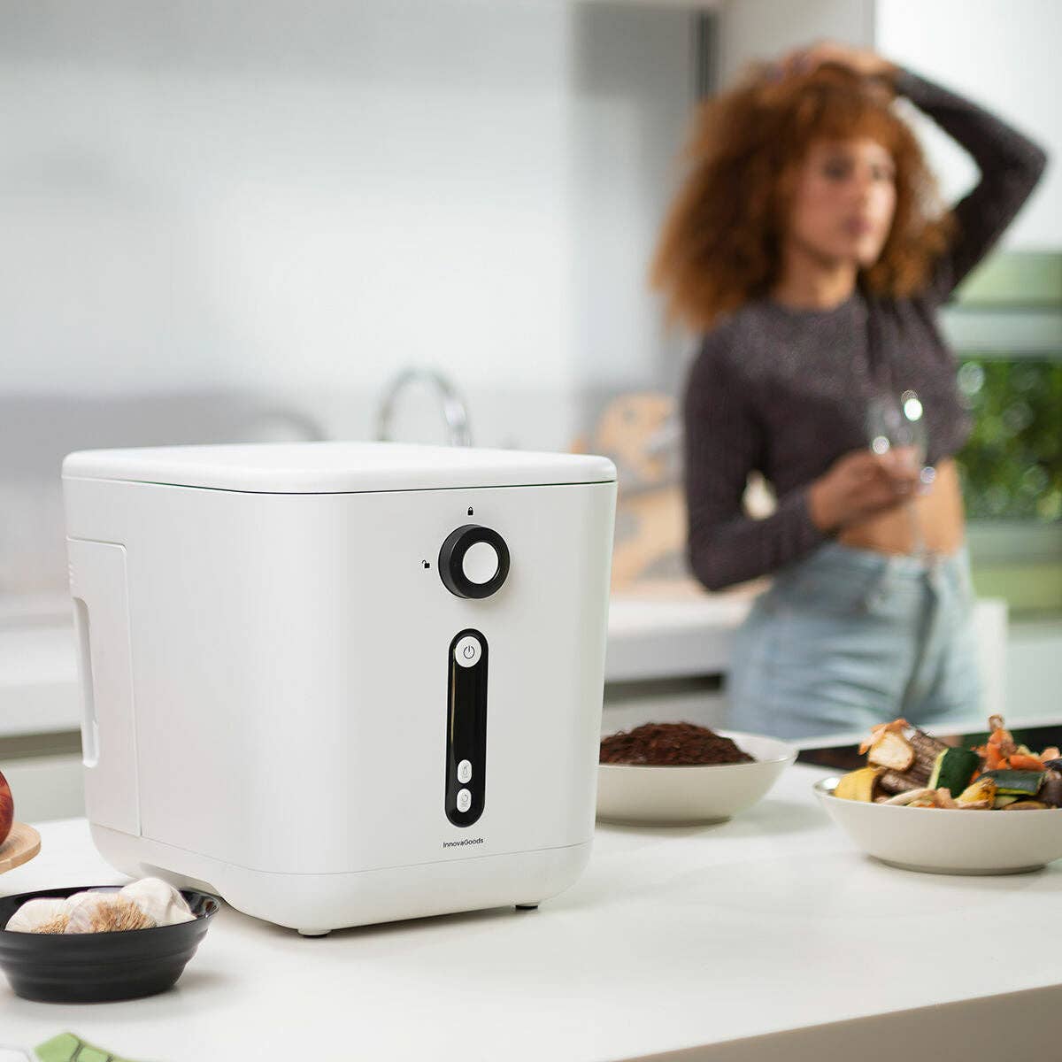 InnovaGoods - Wholesale Kitchen Appliance - Ewooster InnovaGoods Electric Kitchen Composter7