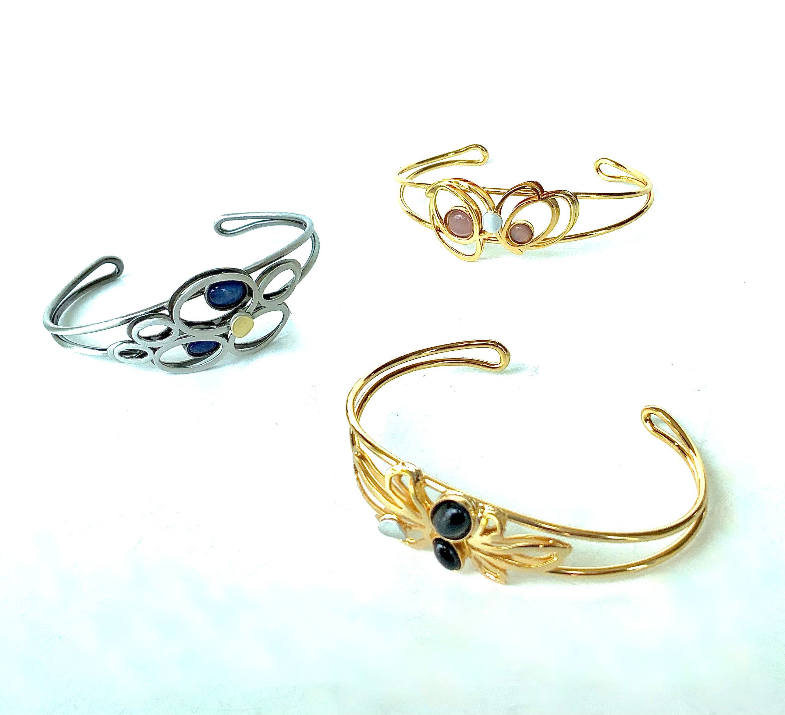 Christophe Poly / Crono Design - Vente Bracelet manchette - BRACELETS (B) - Manchette en fil en tailles 1 et 2, toutes deux ajustables37