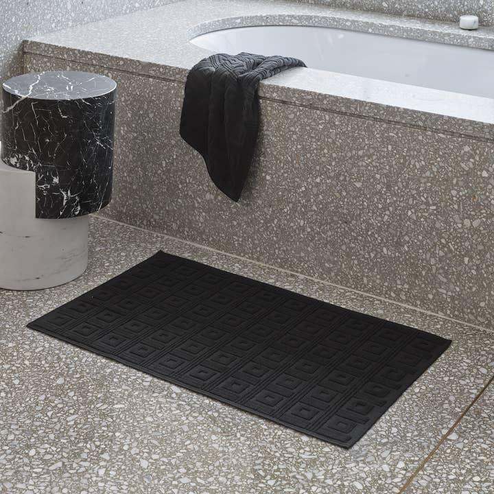 Astoria Towels Black for wholesale on Faire2