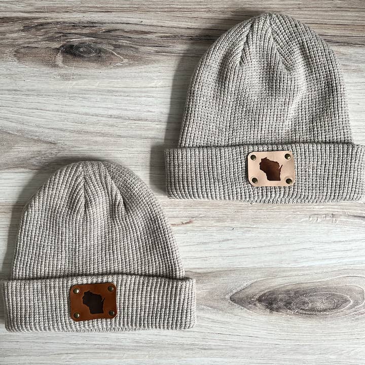 Blu Mountain Co - Vendita all'ingrosso Berretto - Unisex - Berretto personalizzato con toppa in pelle