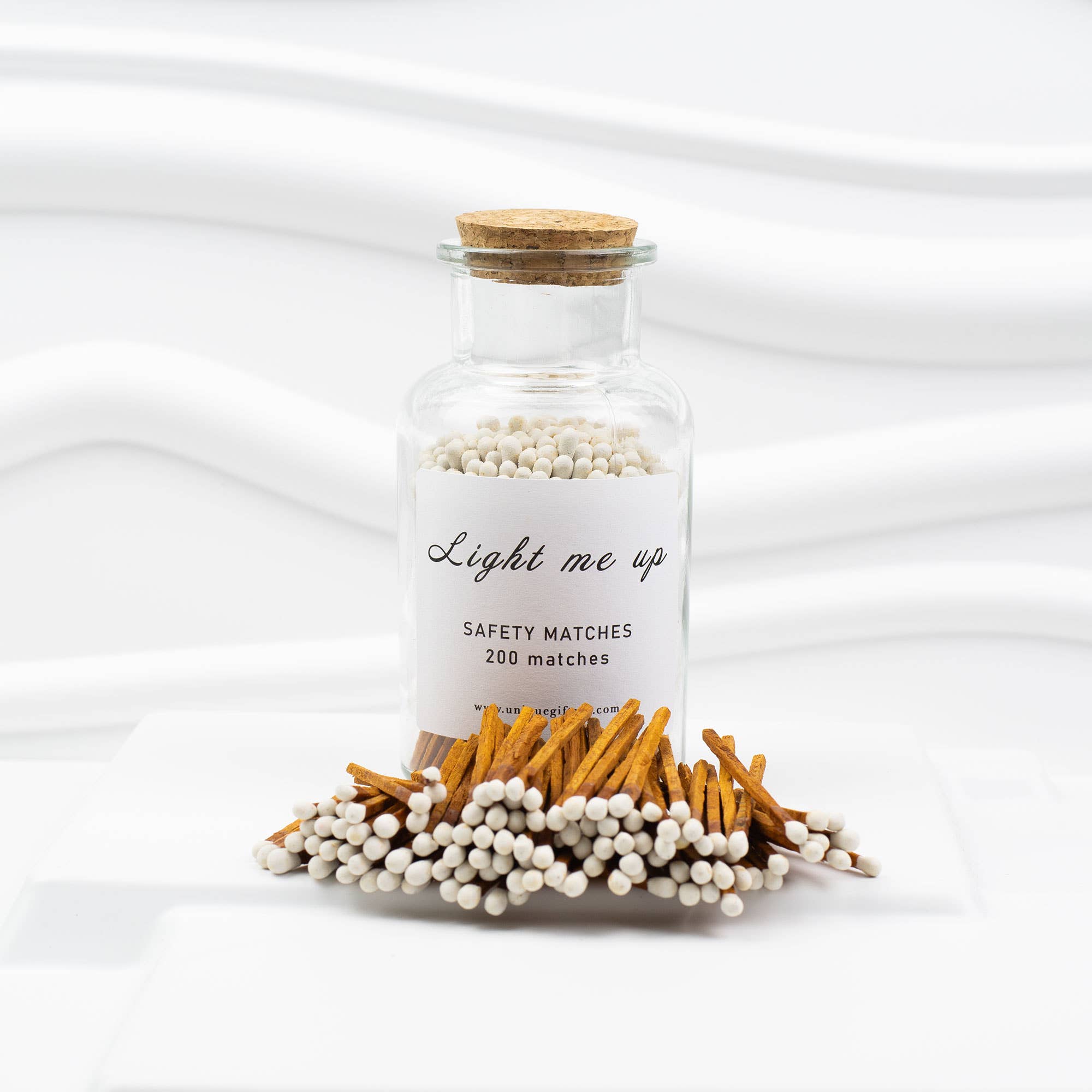 UniqueGiftsAG - Wholesale Matches - Glass Bottle Matches–200 pcs, 7.5 cm, Cinnamon+White Tips1