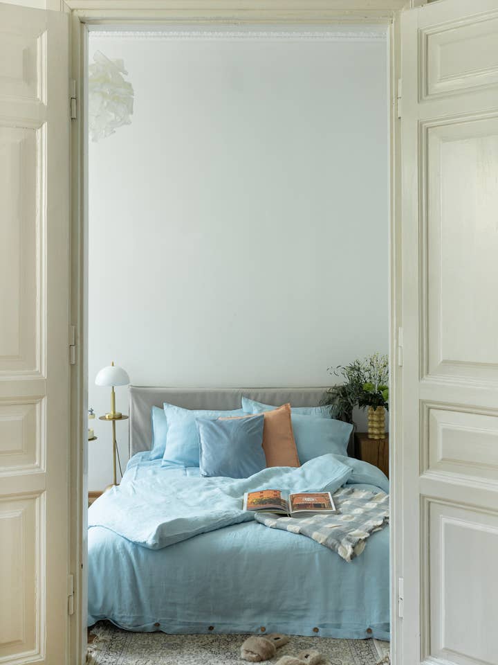 Linen Bedding Set In Sky Blue (1 DC+2 Pillowcases) for wholesale by Linen Spells