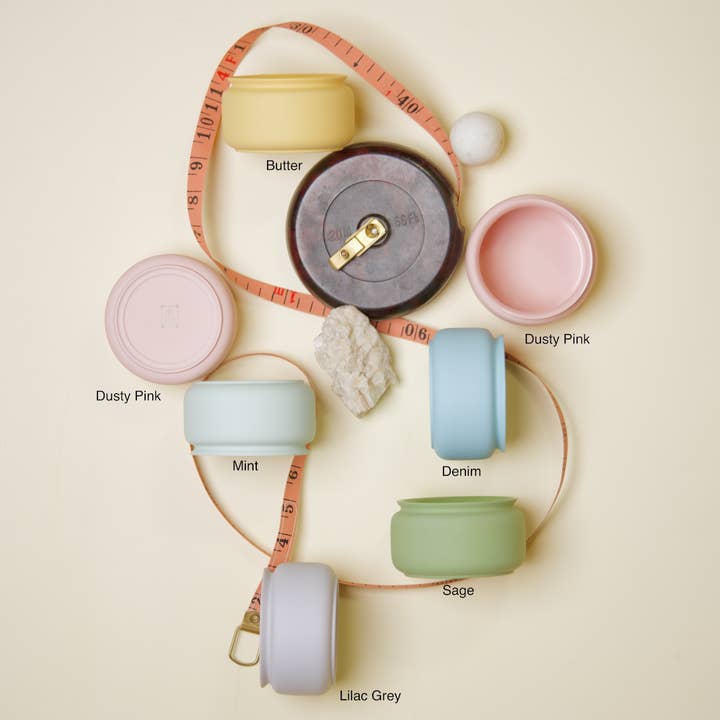 Middle Kingdom – wholesale Vase – Matte Porcelain Mini Persimmon Vase2