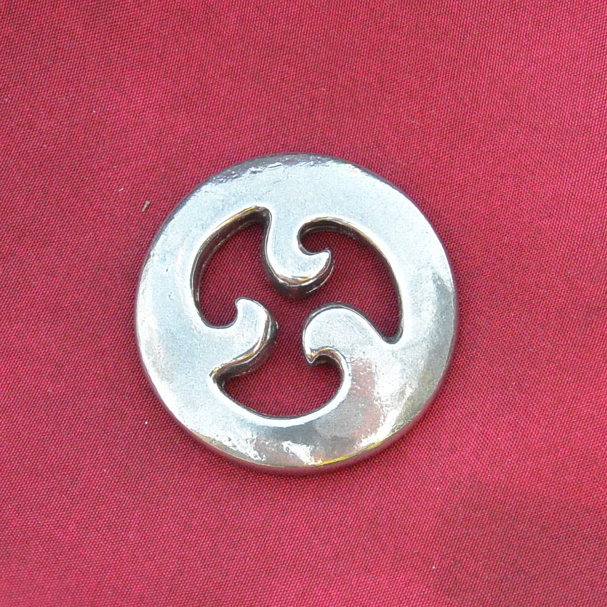 William Sturt Fine Pewter - Wholesale Brooch - Three Korus Pewter Brooch Hand Cast by William sturt