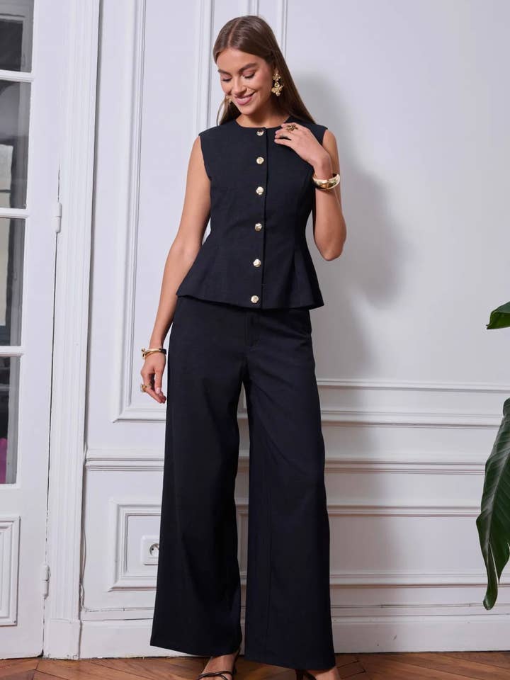 Frime - Wholesale Blouse - Women's - Structured Sleeveless Top - 56553