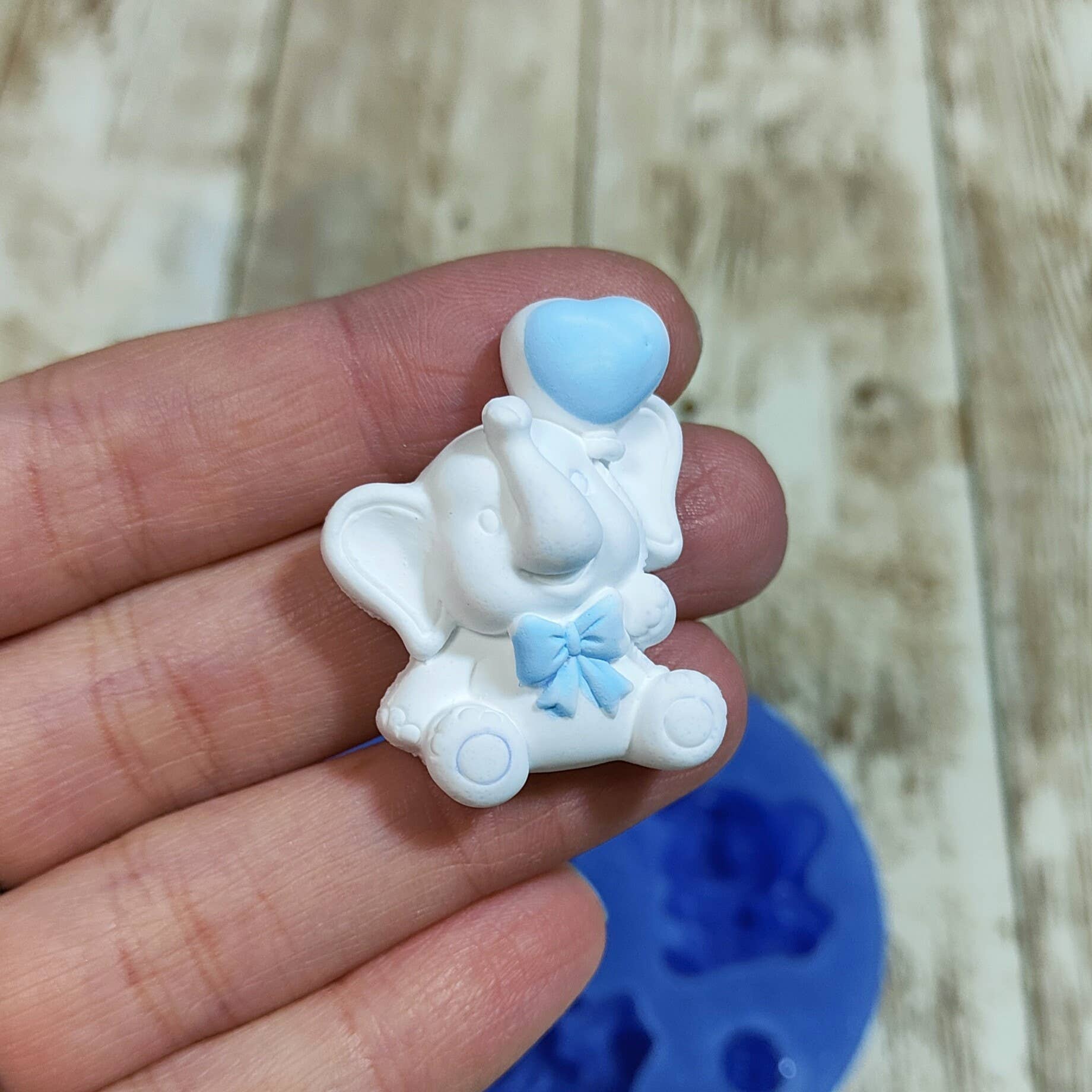 Serena Creazione di Serena Stampone - Wholesale DIY Craft Kit - Elephant Balloon Mold 3pcs 3cm in silicone for resin4
