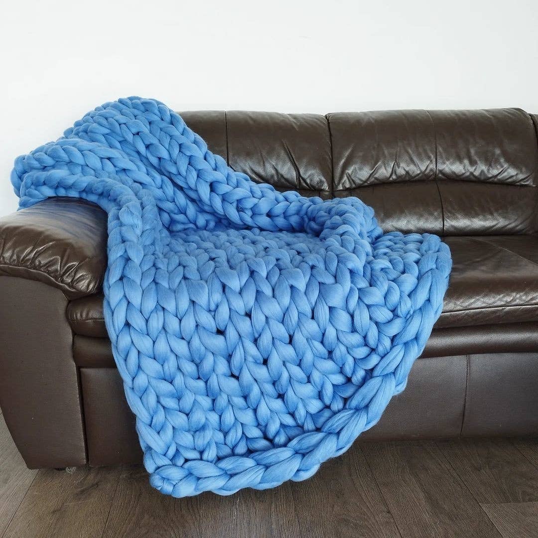 Chunky Wool Studio - Wholesale Throw Blanket - Chunky Knit Blanket  - 30 colors available17