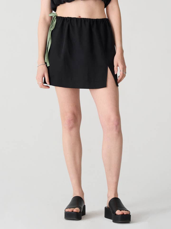 VALERIE C. – wholesale Skirt – Women’s – Jupe courte - noir et sauge
