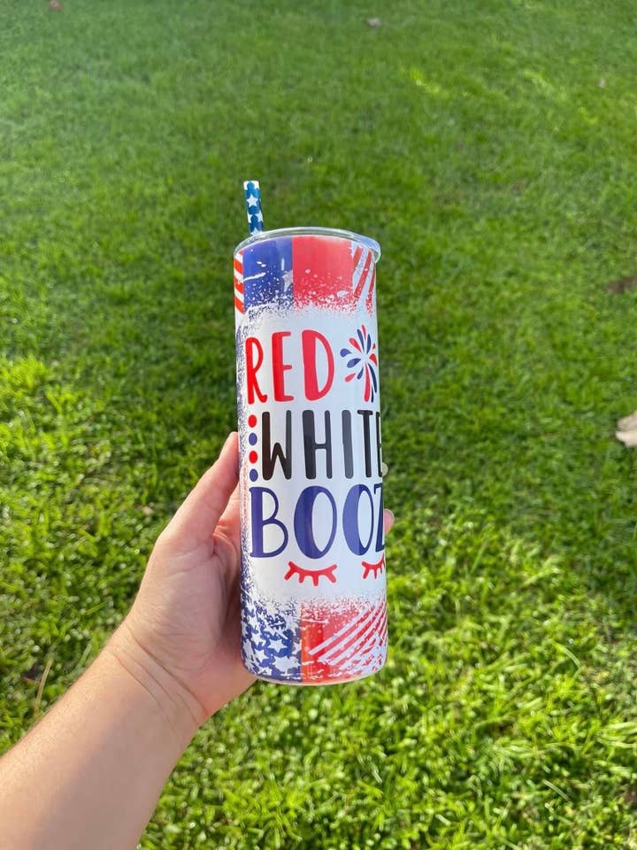 Rosso Bianco & Boozed per la vendita all'ingrosso da parte di Kerri's Custom Creations