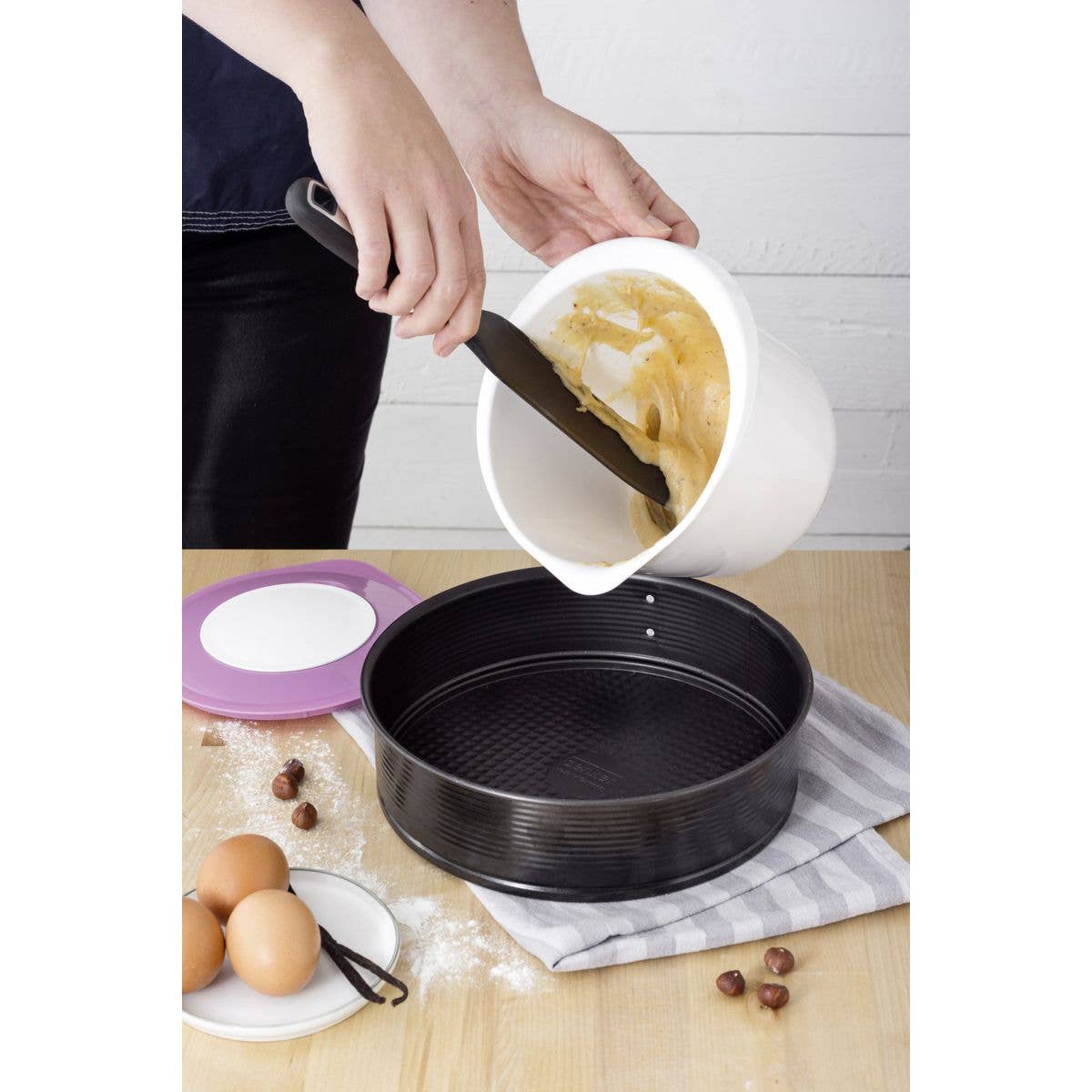Zenker - Wholesale Baking Dish - Zenker Black Metallic 24 cm Hinged Tin14