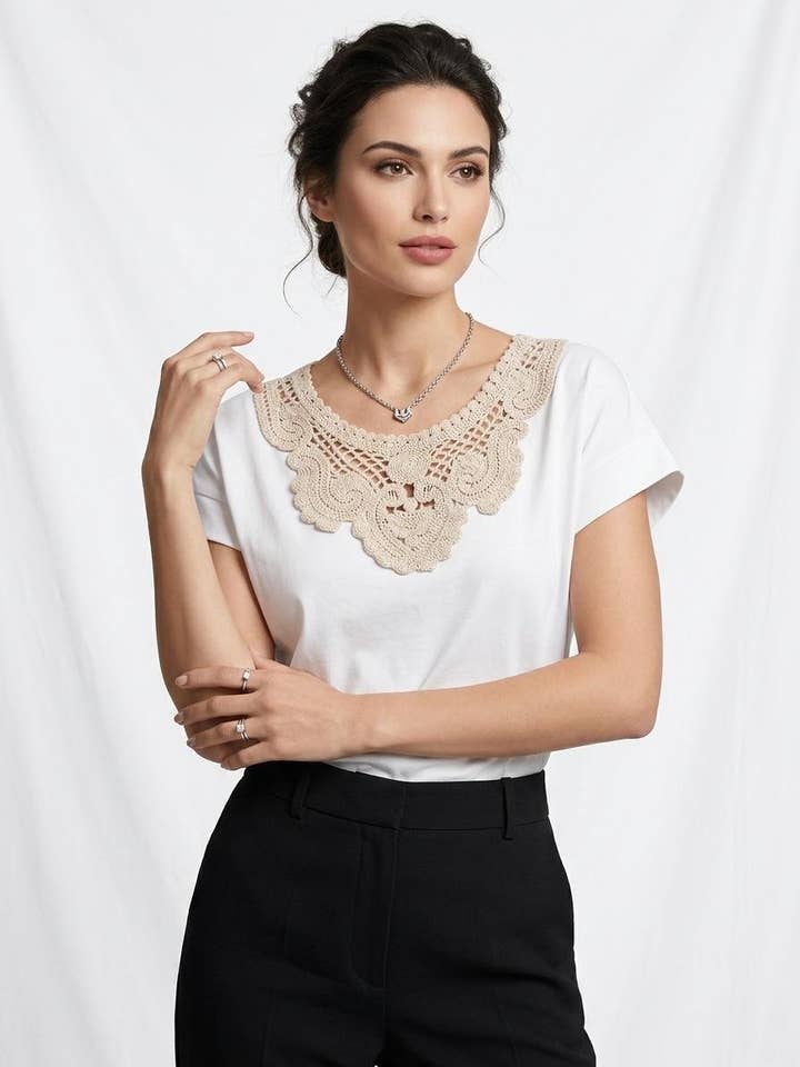 T-shirt em algodão com gola de croché Art 1557 por atacado de Nota bene