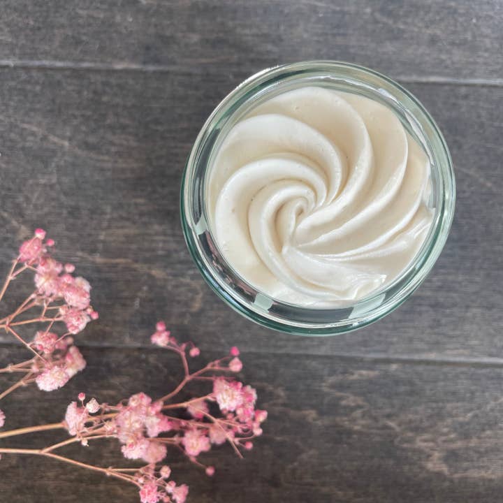 Crema di karité naturale 45g per la vendita all'ingrosso da parte di seifenwaren.de