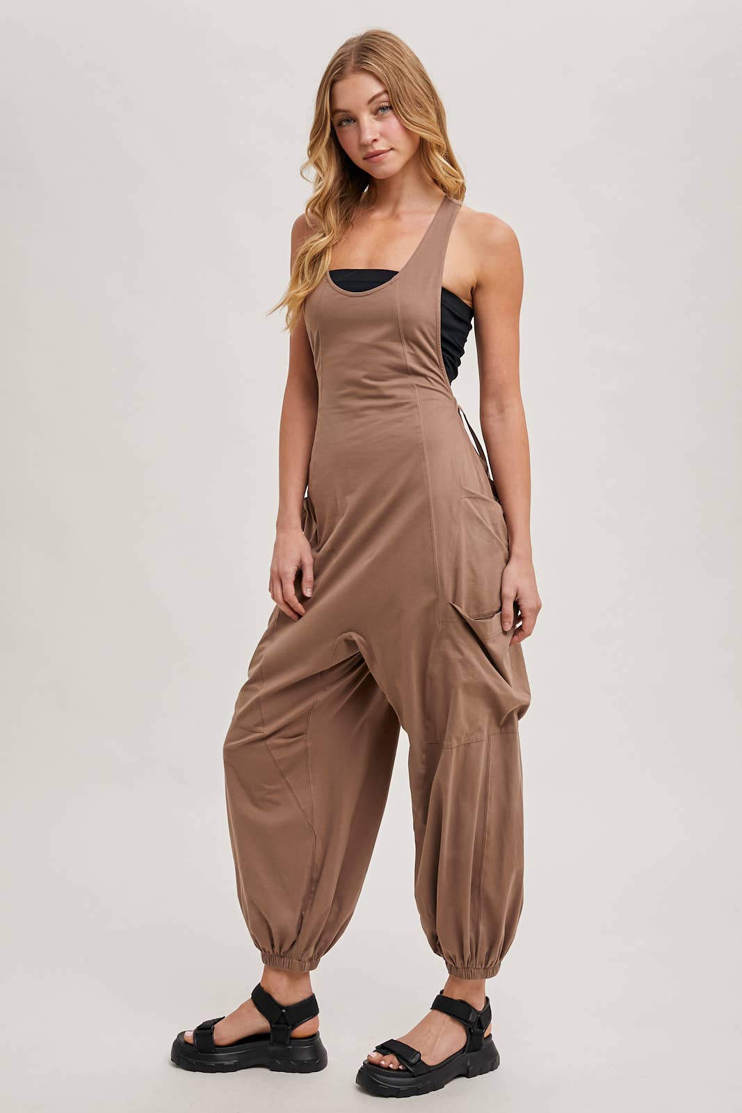 Bluivy - Wholesale Jumpsuit - Women's - RELAXED FIT BEGGY PANTS JUMPSUIT WITH POCKETS19