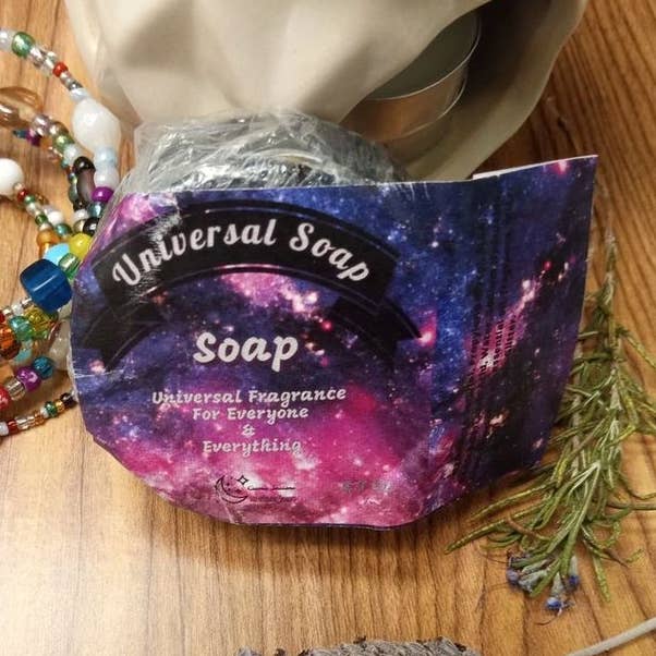 Universal Soap: DIE anpassbarste Seife für den Großhandel von Cosmic Seasons