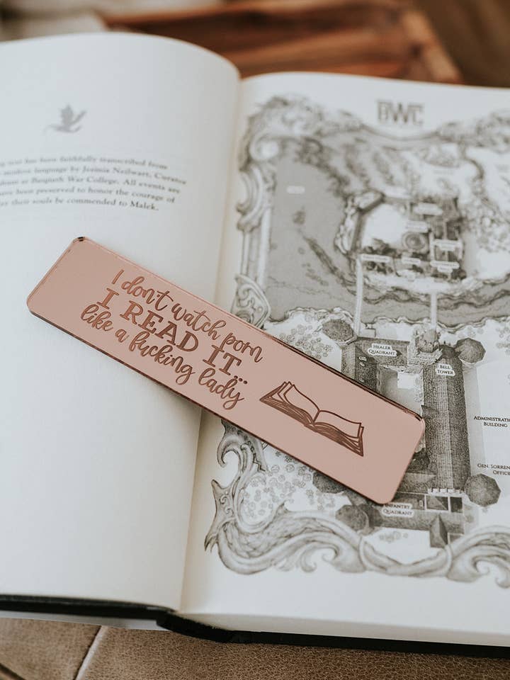 Ho letto .. Segnalibro in acrilico a specchio per la vendita all'ingrosso da parte di The Bookish Bird Co.