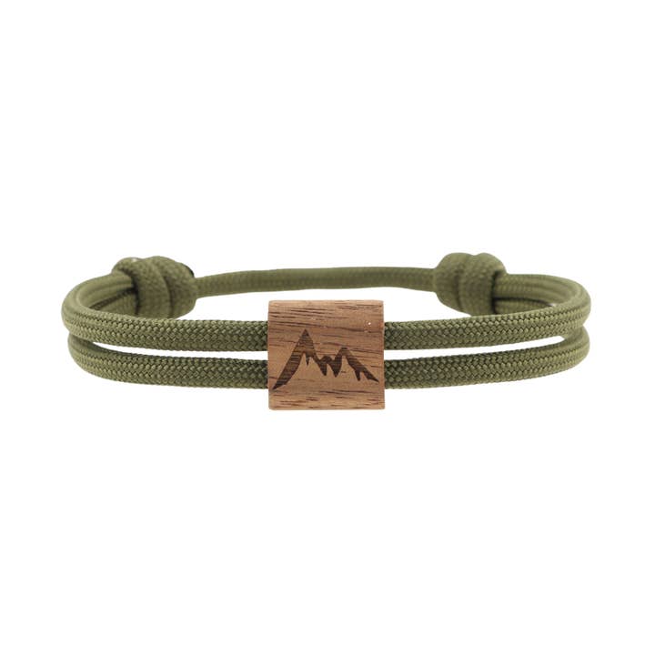 Kona “Mountain” paracord sailrope wooden walnut bracelet and other Purchase Wholesale konstgjorda växter. Free Returns & Net 60 Terms on Faire trending on Faire.